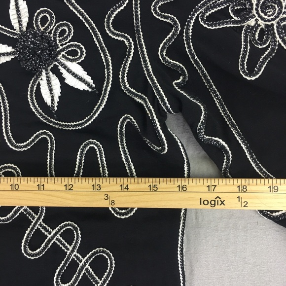 Lauren Michelle Blouse Top Women’s  Size Small Embroidered Black 3/4 Sleeves - Picture 14 of 16